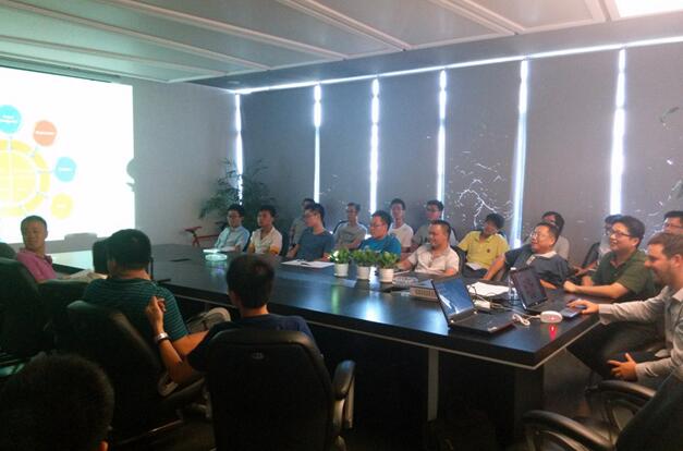 国际团队BIM专家在建盟讲堂