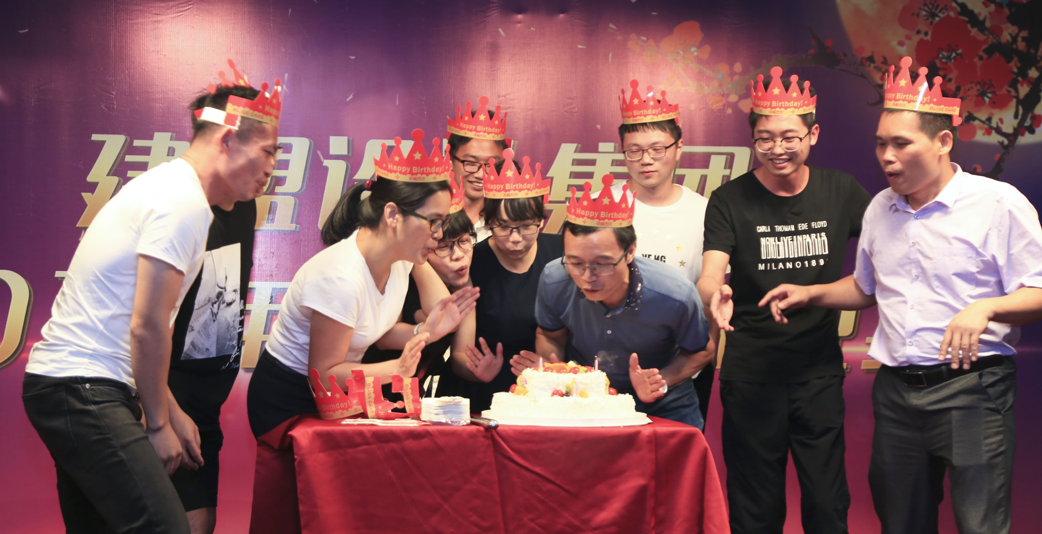 国产成人亚洲综合一区2017年中秋博饼晚宴圆满举行