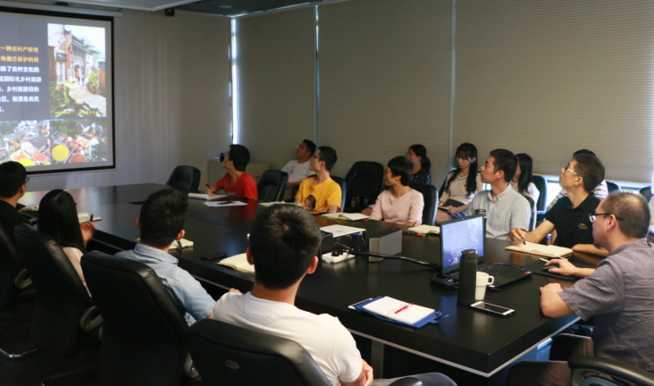 国产成人亚洲综合一区开展“何处是我家？——美丽乡村建设杂谈”主题讲座